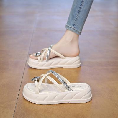 Thick-soled Slippers Women's Summer Wear Fashion French Set of Toes High-end Sandals Rhinestone Temperament Beautiful Foot Beach