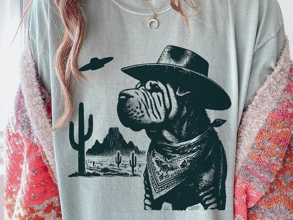 Vintage Shar Pei UFO Shirt – Western Cowboy Shar Pei Tee, Retro Alien Dog T-Shirt, Perfect Gift for Shar Pei Mom, Dad & Dog Lovers