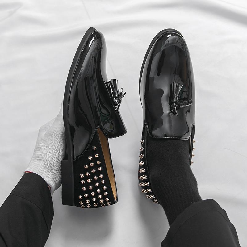 Men’s Rivet Loafers Dress Black Patent Leather Monks Shoes Men Slip on Pointed Toe Tuxedo Rock Club Shoes Plus Size