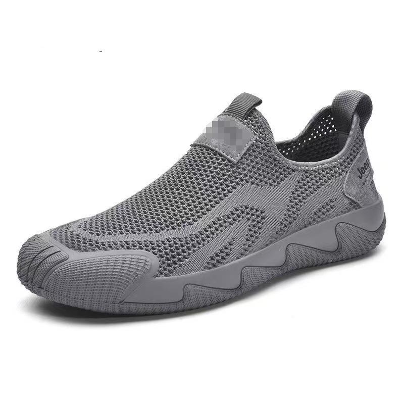 New men s shoes are light and breathable men s shoes sports and leisure shoes are comfortable 39