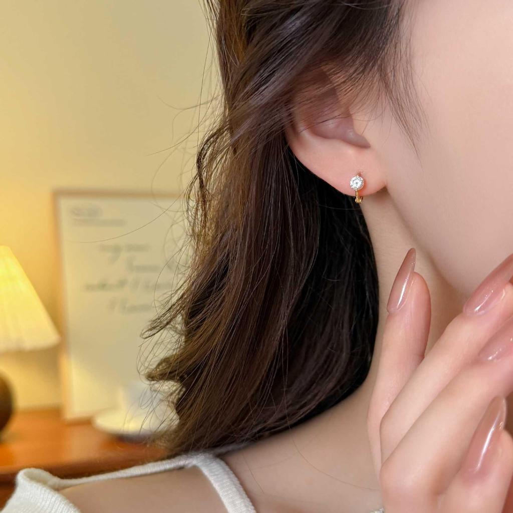 S925 Sterling Silver Minimalist Diamond Ear Cuffs for Women - Exquisite, Stackable, and High-End Japanese Ear Jewelry