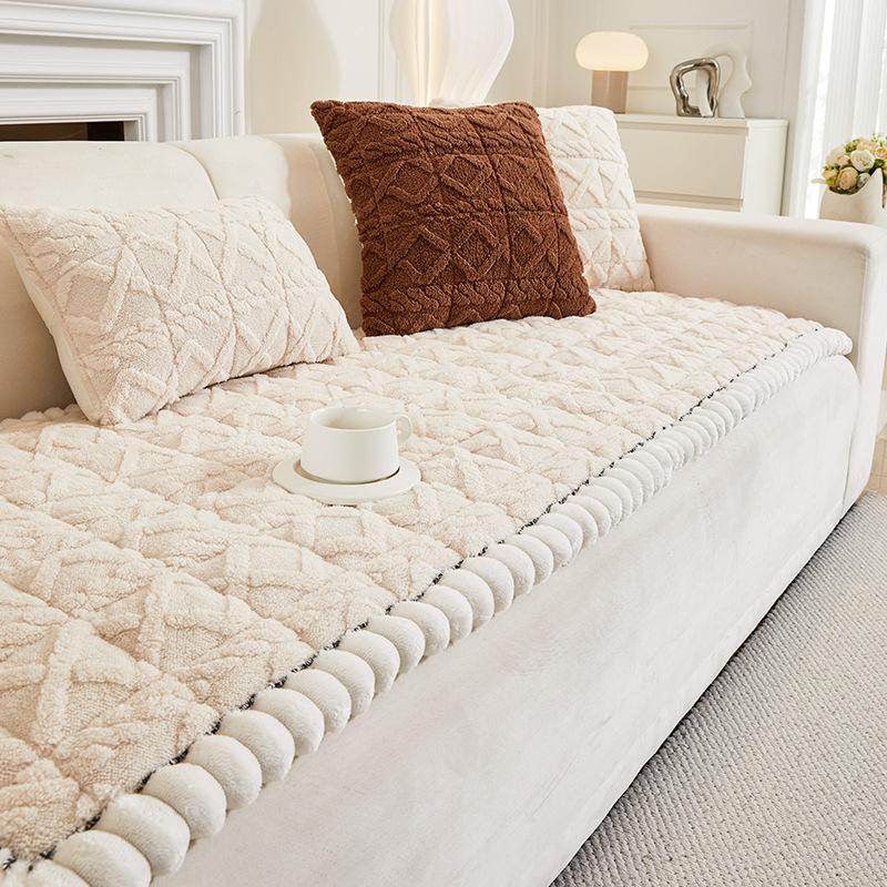 Light Luxury Tafu Velvet Sofa Cushion, Winter Model, High-End Thickened Steamed Bread Cushion, Sofa Cover, Non-Slip.