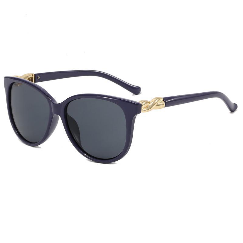 

Retro Sunscreen Sunglasses: Unisex Butterfly Frame Classic