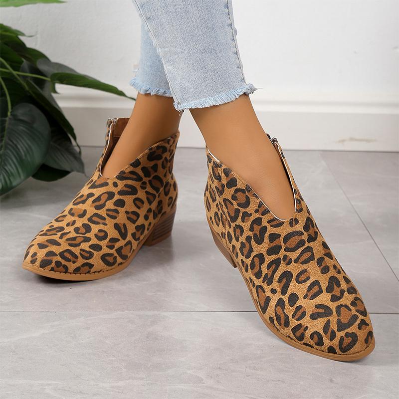 Fashion Women Leopard Pointed Toe Ankle Chelsea Boots Suede Mid Heels Shoes 2024 Winter Designer New Party Shoes Pumps Trend Femme Shoes
