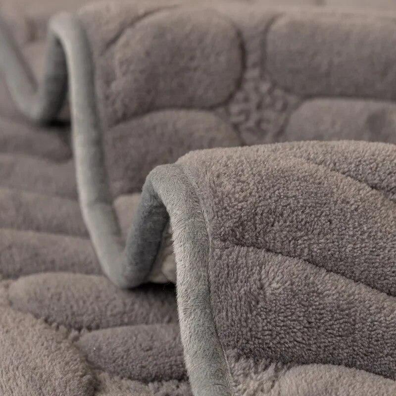 Thicken Short Plush Sofa Cover Living Room Leaves Jacquard Sofa Towel Anti-slip Solid Color Sofa Protector Slipcovers Removable