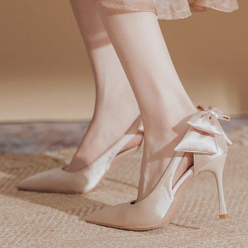 

Розкішне жіноче взуття на високих підборах з бантом Брендові туфлі на шпильці Сексуальні дизайнерські човники Нова модна сукня Весільне жіноче взуття з гострим носком 39