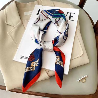 Accessoarer – Halsdukar & Sjalar