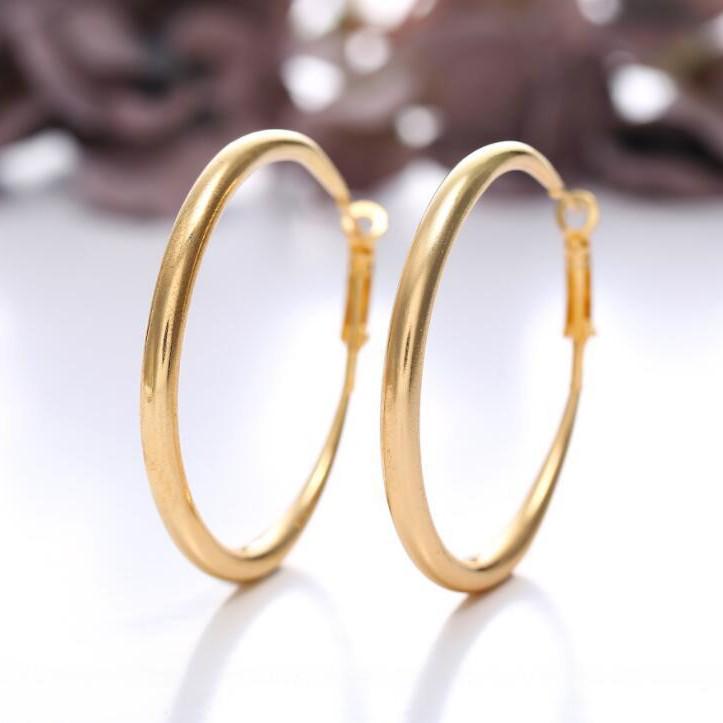 Übertriebene geometrische Hohl-Creolen im Punk-Stil für Damen