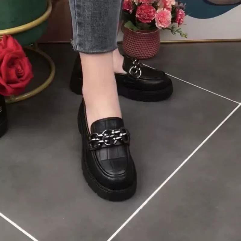 Outdoor Walking Chunky Loafers Women Genuine Cow Leather Platform Shoes Round Toe Metal Chain Slip on Ladies Flats Handmade