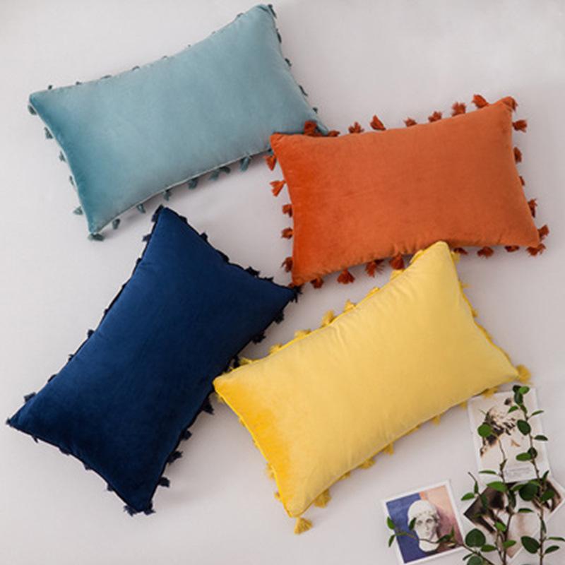 Nordic Style Solid Color Tassel Pillow Cover Short Plush Cushion Covers Bedroom Sofa Decorative Pillowcase Bohemian Style Gift Cushion Covers