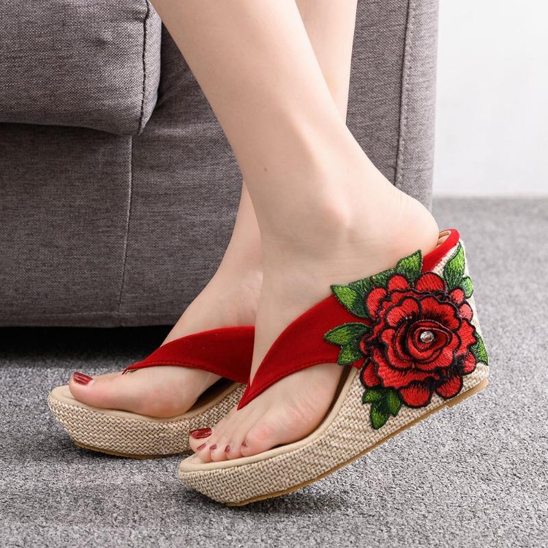 Summer Elegant French Style Women's Wedges Sandals with Knitted Floral Outerwear Holiday Slippers Soft Rubber Flip Flops Slides