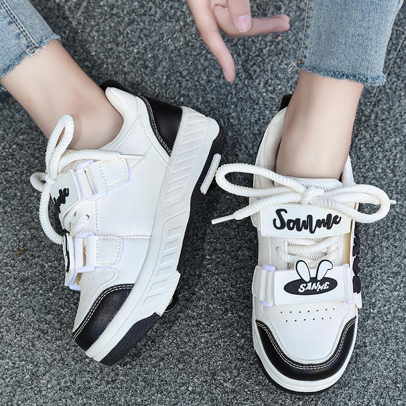 Boy/girls Sneakers with Wheels Four -wheel Sports Boots Wheel Skate Can Remove Student Skate Shoes