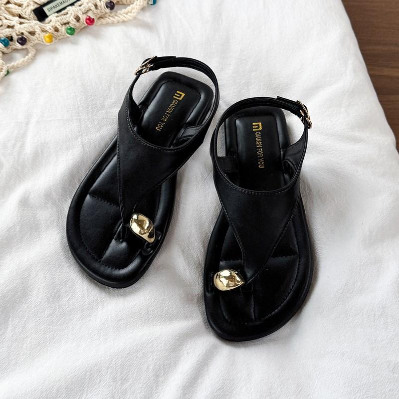 CRLAYDK Sandals for Women Flat Strap Beach Ring Toe Flip Flops Fashion Soft Leather Walking Slippers Summer Casual Slides