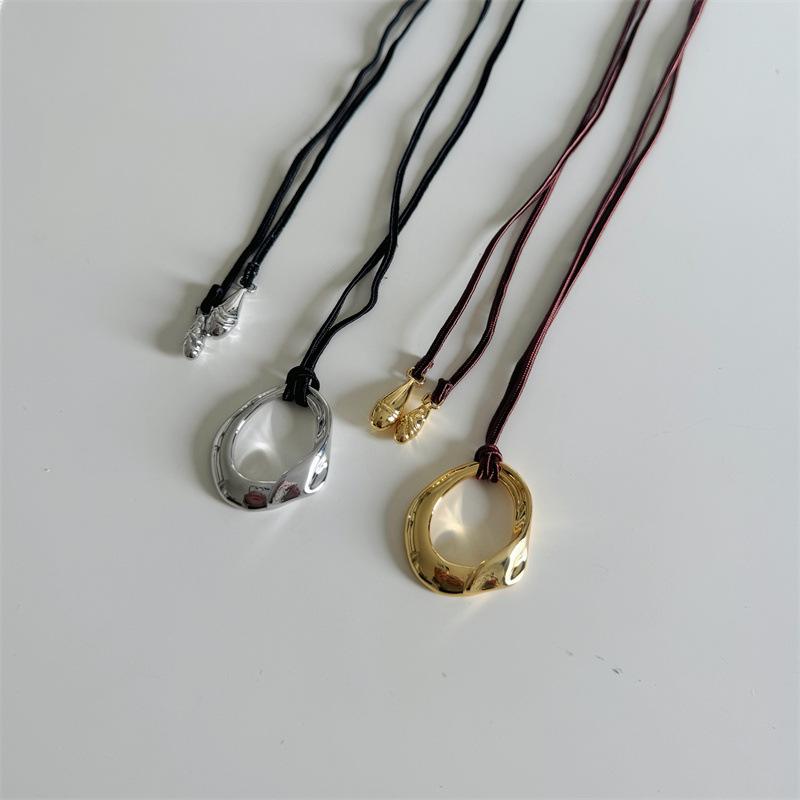Elegant Chinese-Style Long Pendant Necklace with Leather Cord