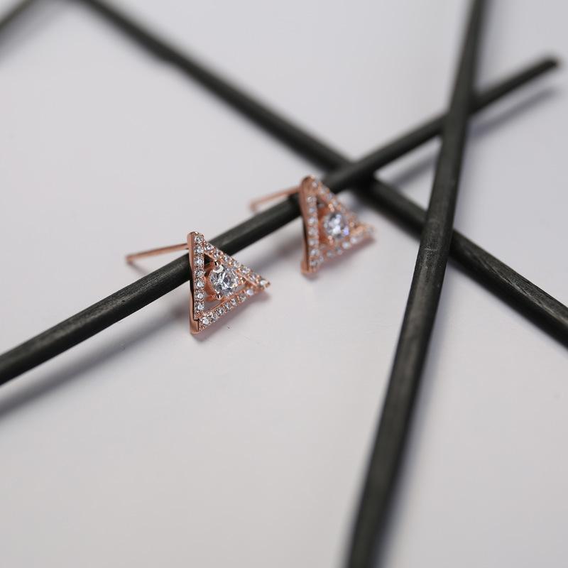 Geometric Diamond Triangular Stud Earrings for Women Korean Style Simple Light Luxurious Compact Ear Bone Studs
