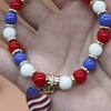 Acrylic Bead Bracelet with Heart Design—A Simple, Minimalist Bracelet Perfect for Christmas, New Year's, or as a General Gift