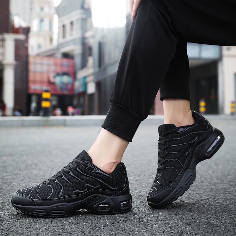 Men's 2025 Korean-Style Trendy Summer Running Sneakers