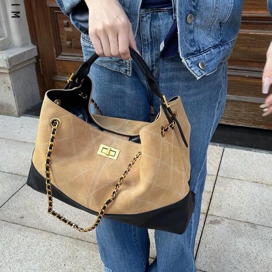 Small Niche Design Retro Small Fragrance Tote Bag New Fashionable And Versatile Grid Armpit Bag Contrasting Color Chain Handbag