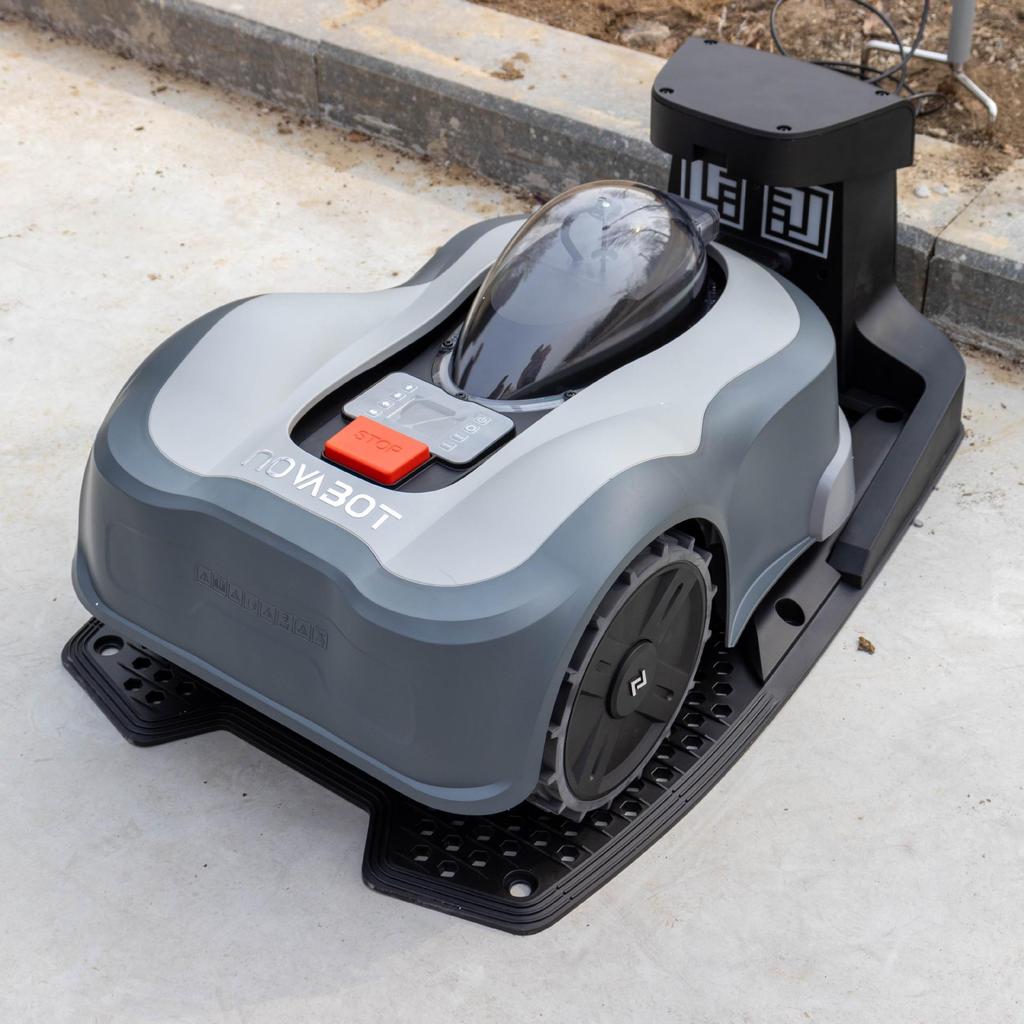 Smart UK Visual Navigation Robotic Lawn Mower - Mobile Phone Controlled Automatic Mower