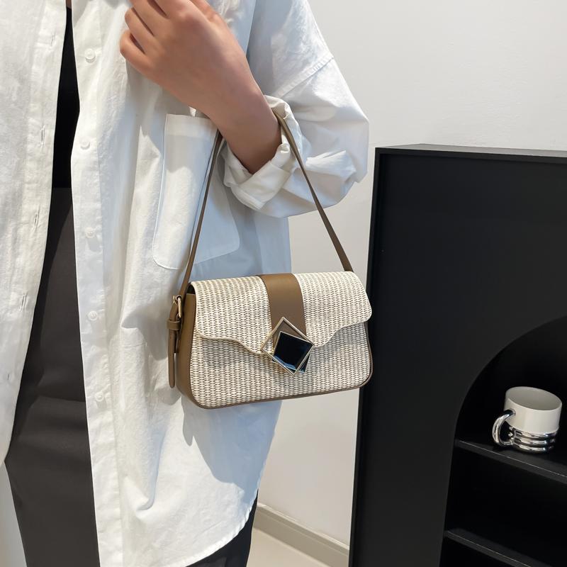 

Women Stylish Knit Shoulder Bag Large Capacity Simple Flap Bag Bevel Frame Lock Handbag Travel Shopping Work Date Bag коричневый