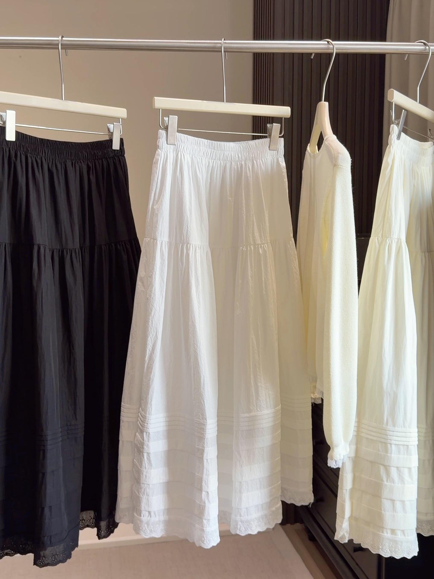 

Элегантная женская юбка-трапеция на высокой талии с кружевной отделкой - Стройнящая, скрывающая бедра, универсальная средней длины. One Size белый