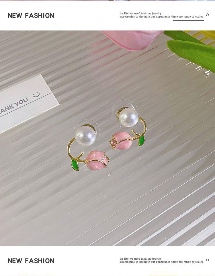 Mingqing Fashion S925 Silver Temperament Stud Earrings