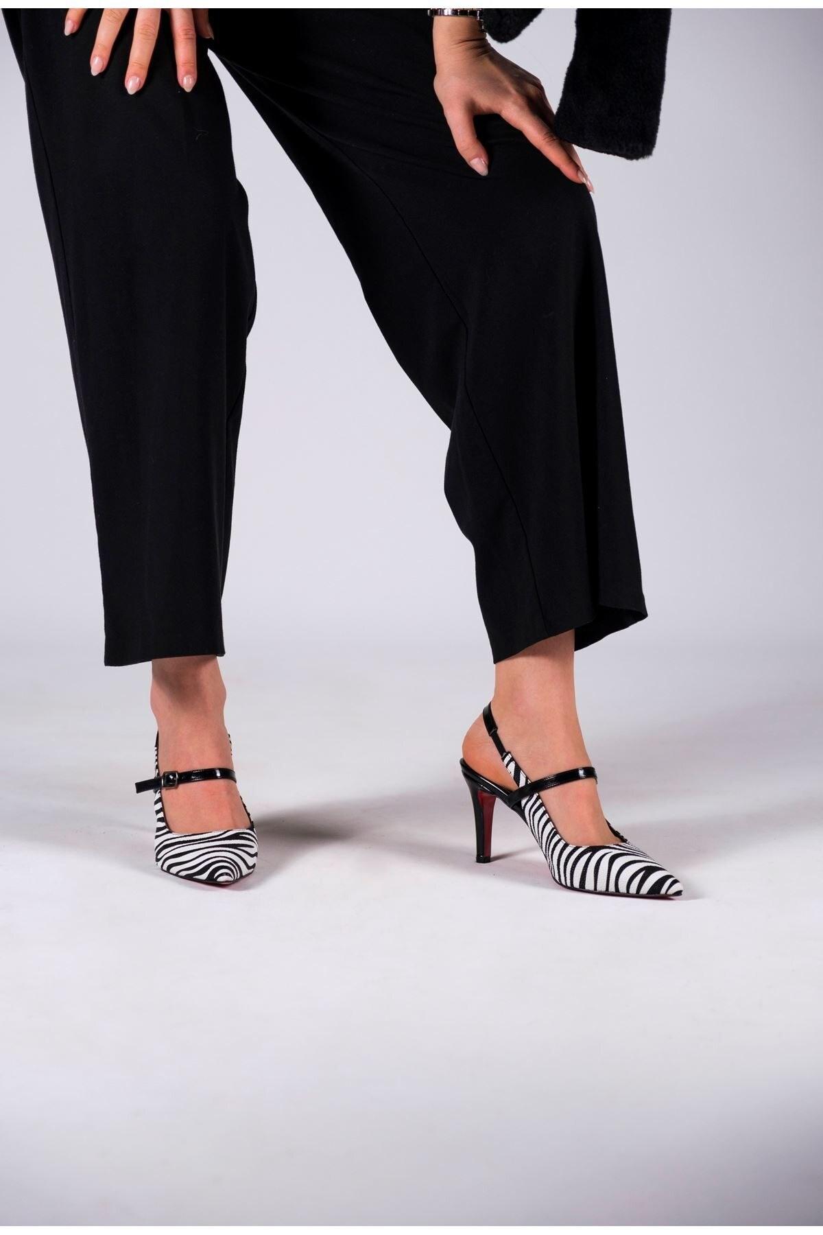 

Женская мода Стиль Специальный дизайн Повседневная обувь на низком каблуке 35