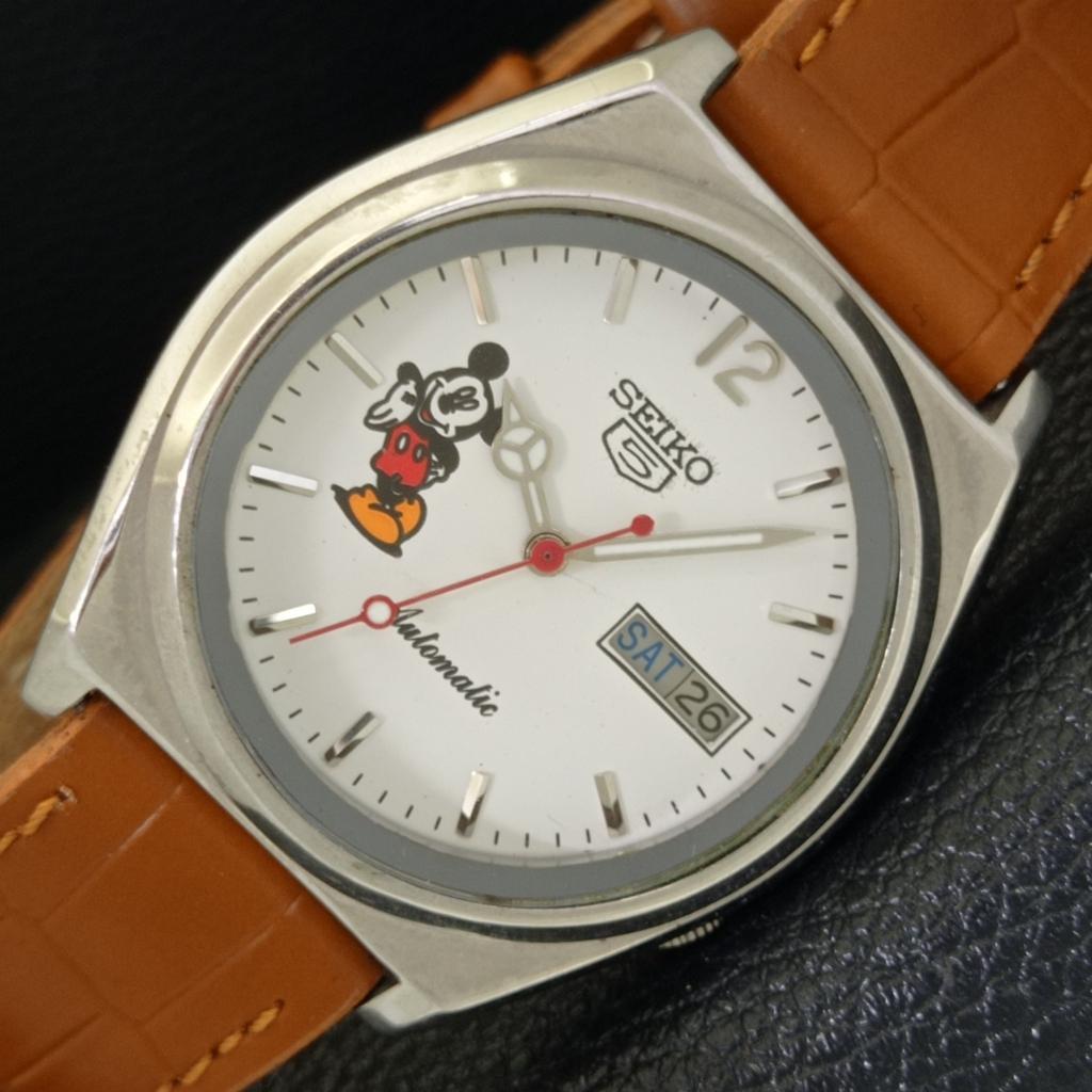 

АВТОМАТИЧЕСКИЕ ВИНТАЖНЫЕ ЧАСЫ SEIKO 5 ЯПОНИЯ 7009A МУЖСКИЕ С БЕЛЫМ ЦИФЕРБЛАТОМ a700582-5 R203-a700582