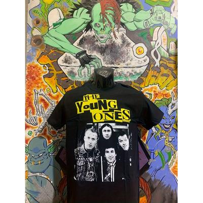 Herren Das junge Leben Grafik-T-Shirt - Vivian, Mike, PRick & Neal Bad News Dangerous Brothers Retro TV-Show Design - mit Gelbem Aufdruck - Lässig Rund