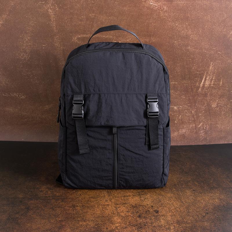 A Simple and Versatile College Student Backpack A Commuting Computer Backpack