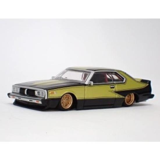 BoostGear Custom AOSHIMA Scale Model Grand Champion 14th Edition Japan 2DrSP S30 Fairlady Z SP Set of 2 Completed Cars 1/64 Kit (4) & (5) -