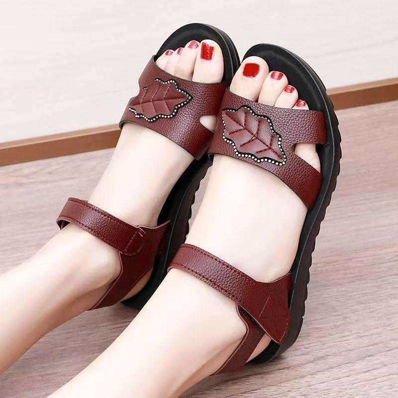Middle Aged And Elderly Velcro Flat Sole Sandals Thick Sole Non Slip Summer New Open Toe Lightweight Breathable Leather Sandals