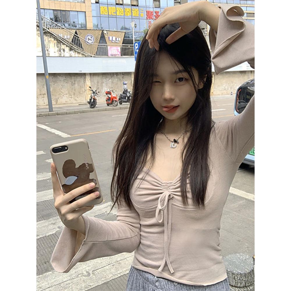 Designtes Plissee-Schnür-Langarm-T-Shirt für Damen Frühherbst Neu Reiner Lust Hot Girl Schlankmachendes Kurzes Oberteil