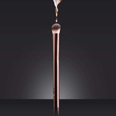 Pennello Dettaglio HG Crescent Concealer & Foundation - Strumento per Trucco di Media Grandezza