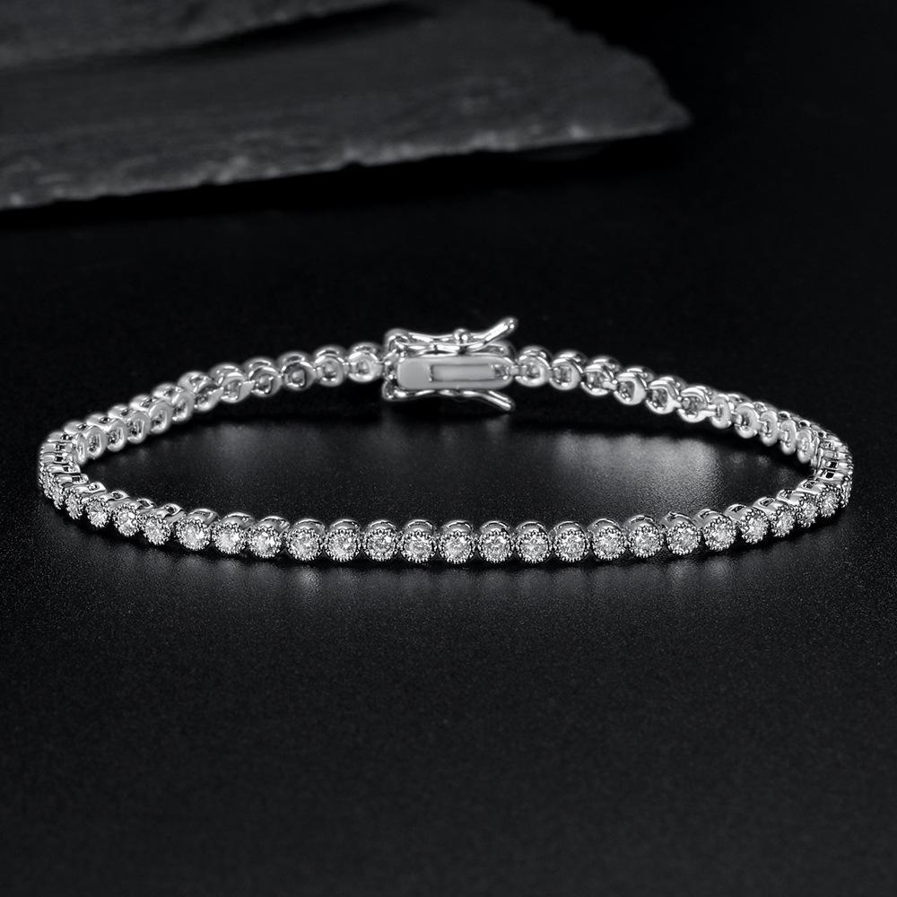 A Copper inlaid zircon bracelet Tennis bracelet Fashion trend, popular fashion design, tide