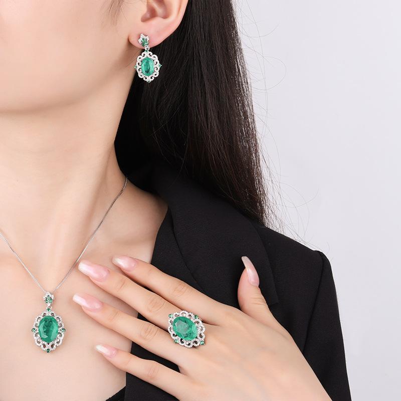 Jewelry Copper Bottom Gold-Plated Simulation Emerald Women'S Suit Creative Full Diamond Luxury Setting 13 * 18-8 * 12