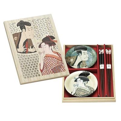 Yamakatsu Mino Touen "Sharaku Utamaro" Pair of Small Plates and Chopsticks, Gift Set. Plates 12x2cm Diameter, Chopsticks 23cm Diameter. Ukiyo-e ...