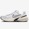 Nike V2K Run W V2K Summit Iron Authentic Nike Japan Size RUN, White/Pure Platinum/Light All/Metallic Silver, FD0736-100, Product, 29.0cm