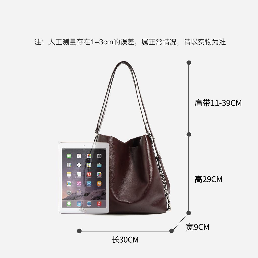 2025 new niche design large-capacity tote women's bag fashionable versatile commuter underarm bag single shoulder messenger bag bag