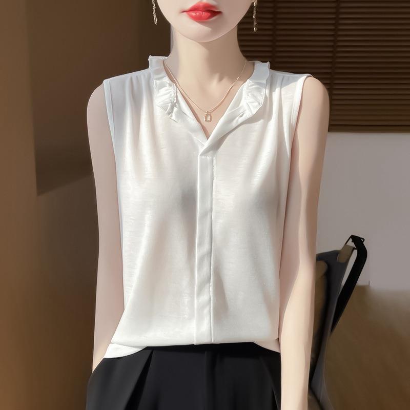 Women's Spring and Summer New Retro Style Half-high Round Neck Wooden Ear Edge Jacquard Hollow Loose Sleeveless Vests