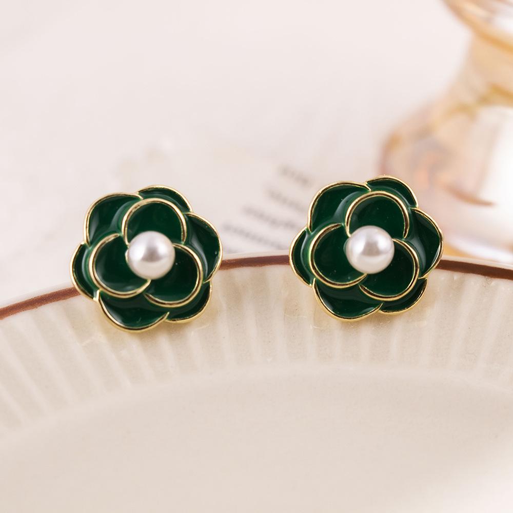 High-Grade Green Floral Pearl Earrings - Silver Needle Lily of the Valley and Tulip Design