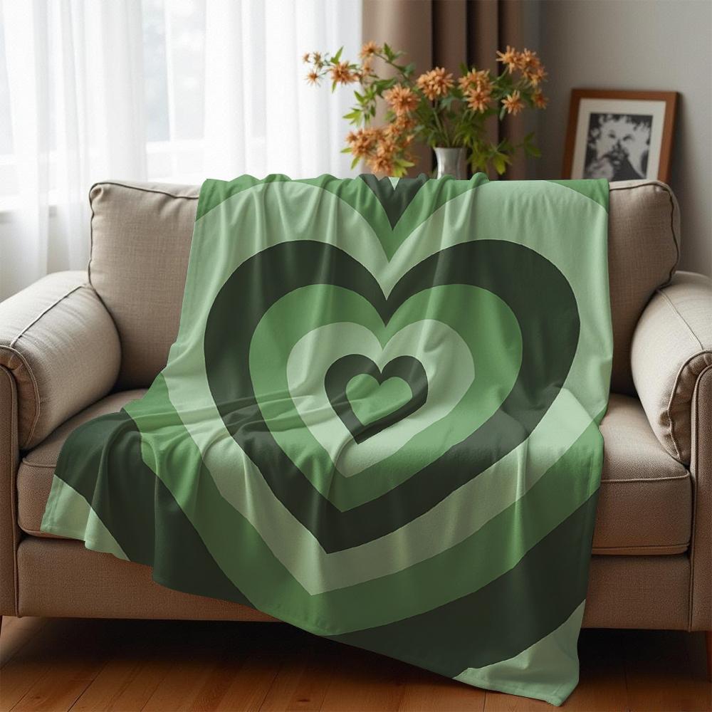 Gradient Green Concentric Hearts Anime Cartoon Flannel Blanket Soft Warm Throw for Bedroom Sofa Car Kids Holiday Gift