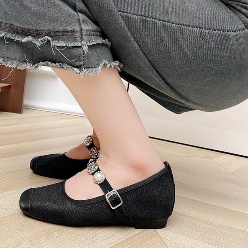 Fashion New Summer Flat Shoes with Square Toe Shallow Mouth Fabric Crystal Metal Buckle Soft Sole and Low Top