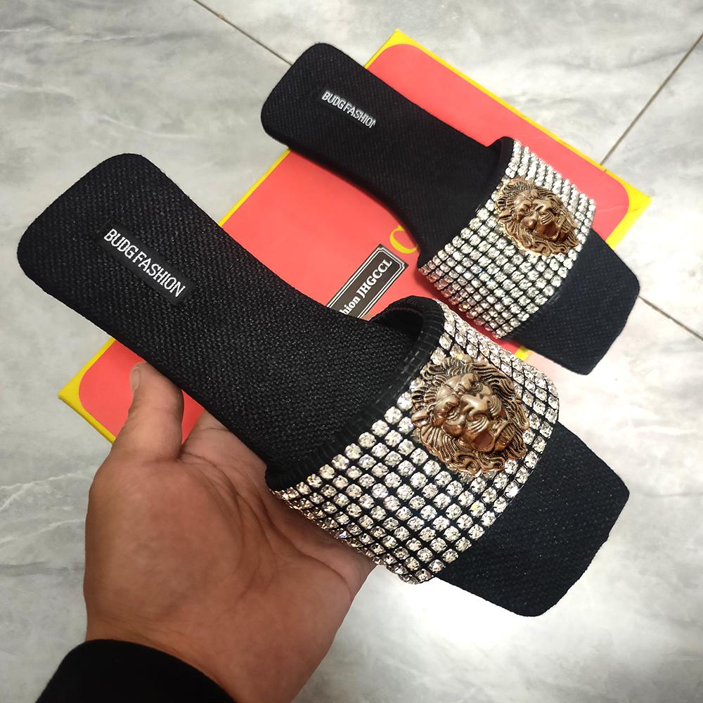 Fashion Summer women's slippers  designer casual beach sandals Rhinestone luxury slippers T7