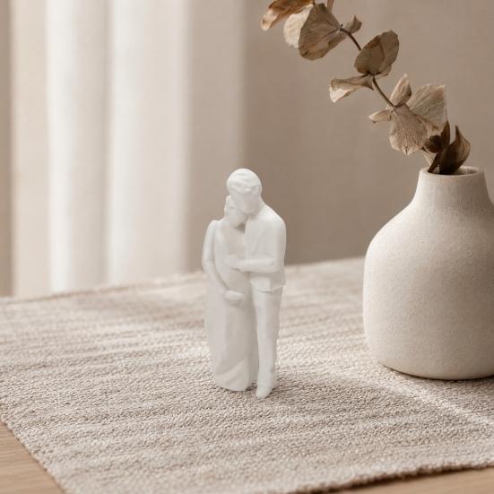 Smooth Edge Figurine 3D Printed Couple Figurine, Husband And Pregnant Wife Embrace Sculpture, Romantic Healing Atmosphere Decor Lover Statue for Home