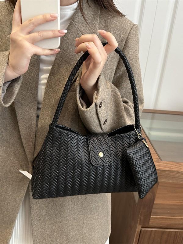 Large Capacity French Woven Underarm Handbag - Women's Luxury Fashion Tote