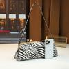 Ladies Fashion Contrast Clutch