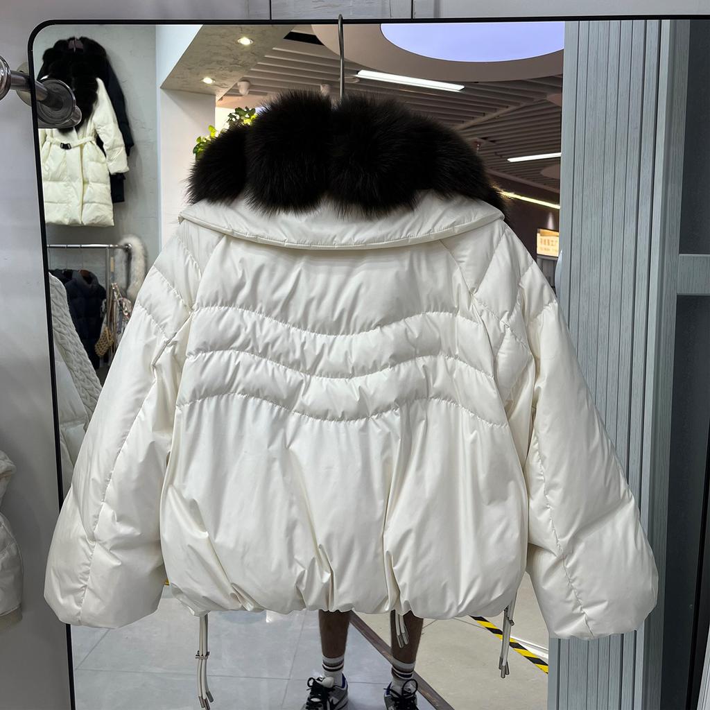 Autumn and winter new fox big fur collar white duck down jacket women's short loose casual thickened warm jacket