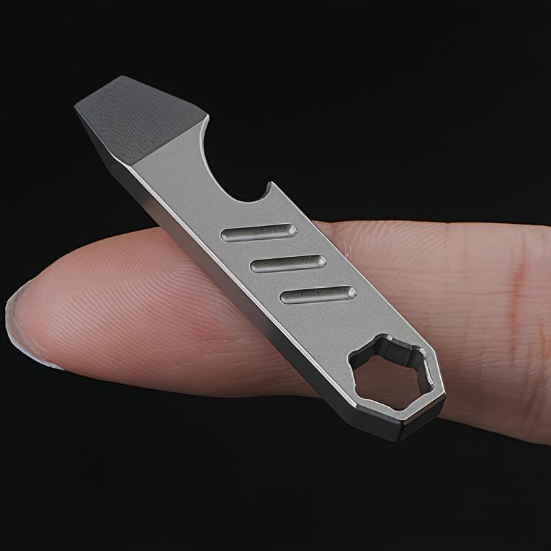 Multi-Function TC4 Titanium Alloy Mini Pry Bar, Pocket-Sized Screw Keychain Tool with Bottle Opener, EDC Survival Gear чёрный