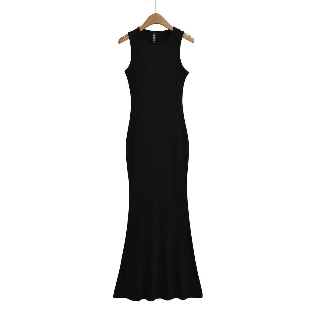 2025 European Sleeveless Slim-Fit Waist-Cinching Mermaid Skirt